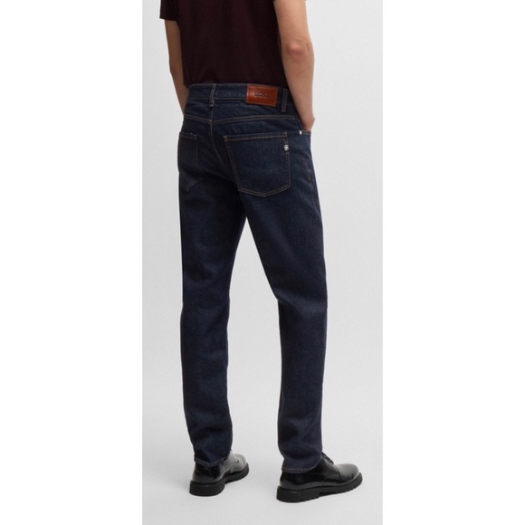 Size 38x36 Hugo Boss Maine Regular Fit Tall Comfort Stretch Denim in Dark Blue - Picture 2 of 10